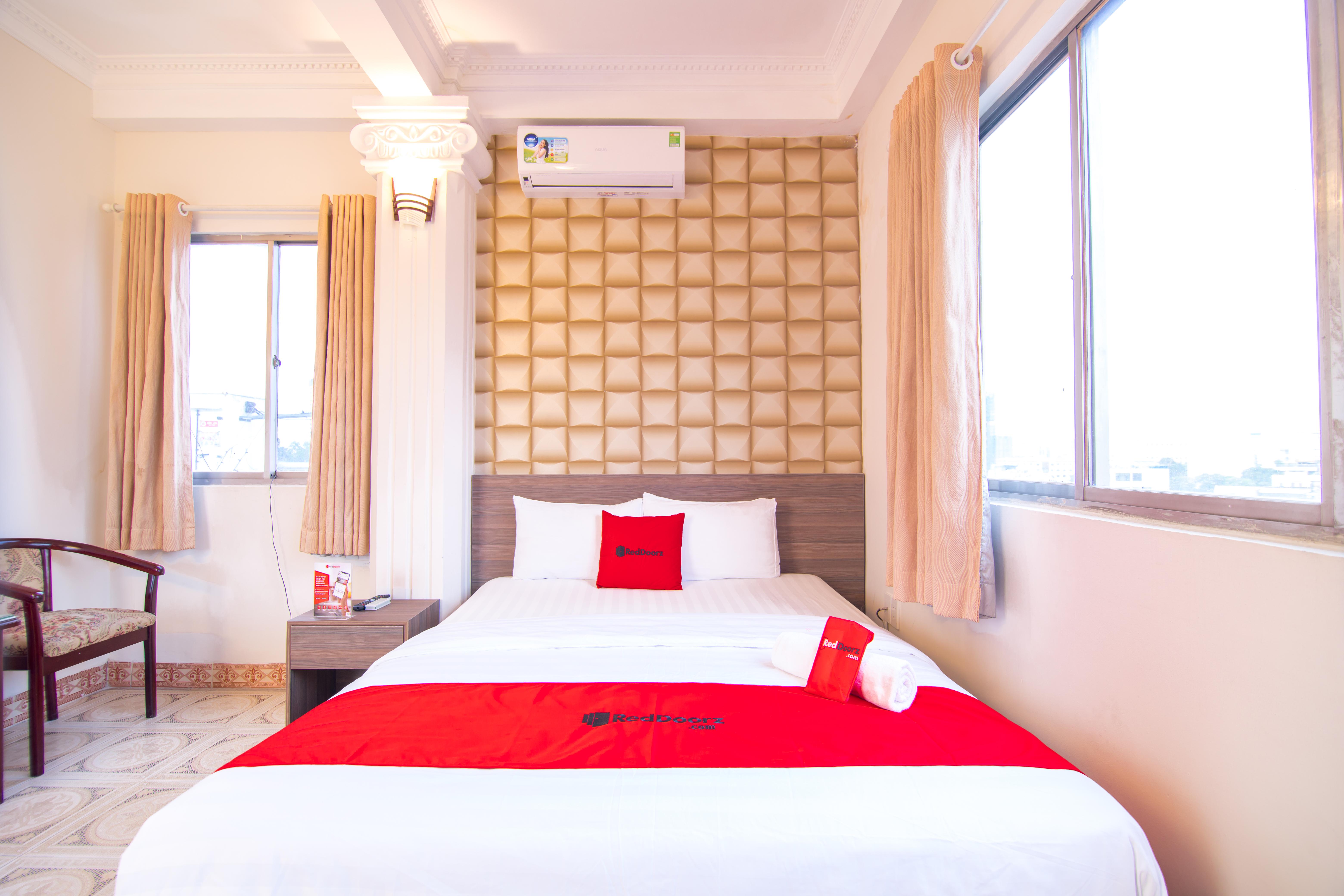 Tan Hoang Long Hotel Thành Pho Ho Chí Minh Esterno foto